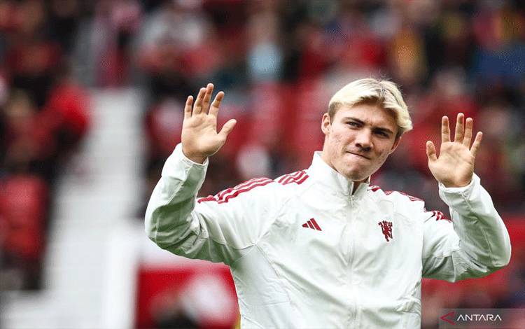 Gol Rasmus Hojlund Antarkan MU Raih Kemenangan atas Aston Villa