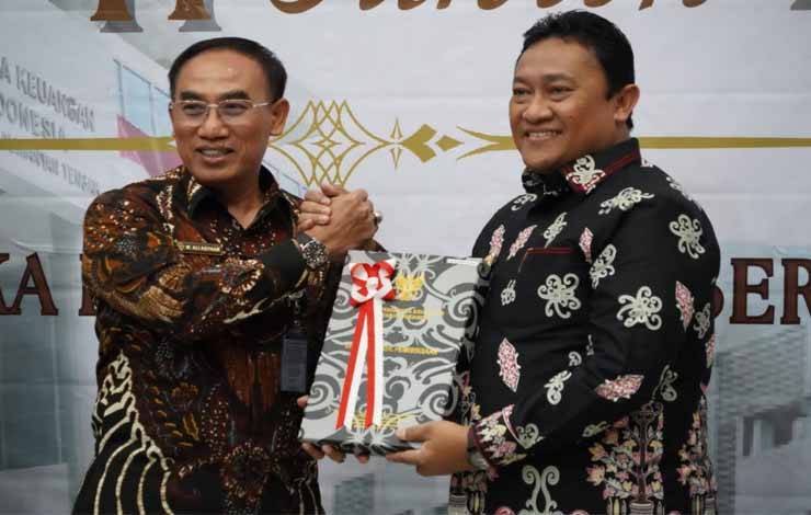Pemprov Kalteng Terima LHP Kinerja dan dengan Tujuan Tertentu