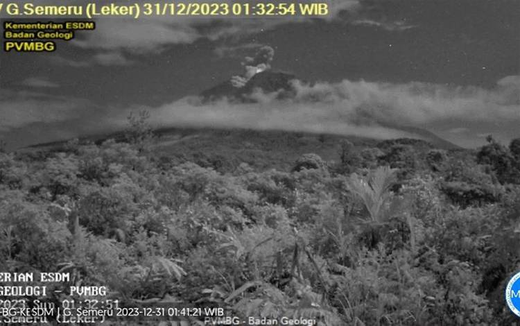 Gunung Semeru Kembali Erupsi