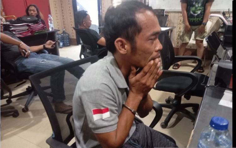 Polisi Tangkap Pelaku Pembunuh Satu Keluarga