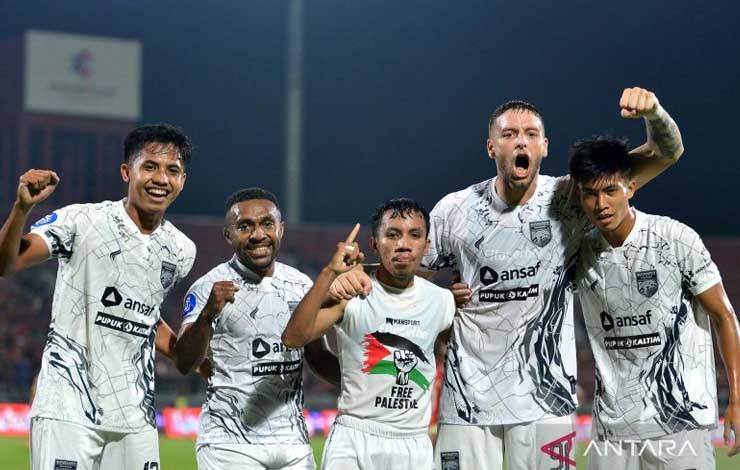 Borneo Jual Tiket Plus Akomodasi Selama Berkandang di Stadion Batakan
