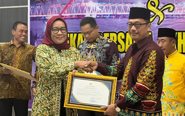 Pj Wali Kota Palangka Raya Apresiasi Kinerja DPKP dalam Kendalikan Inflasi