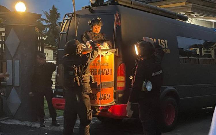 Polisi: Granat yang Ditemukan di Lombok Tengah Masih Aktif