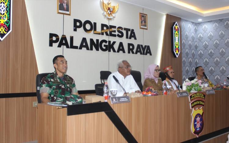 Pj Wali Kota Palangka Raya Hadiri Ngopi Bareng Bahas Kesiapan Pemilu 2024