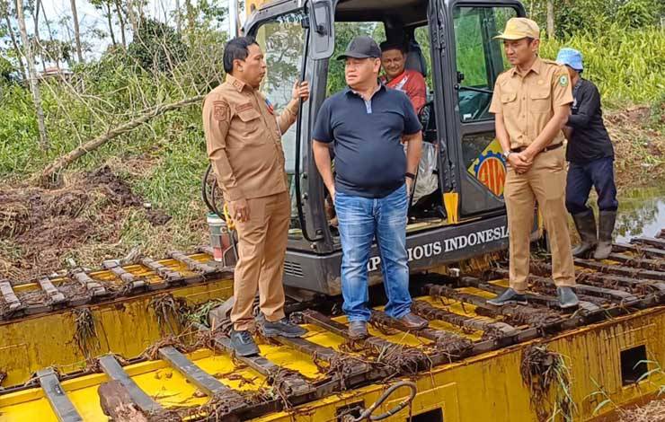 Pengerukan Terkendala Bangunan Menjorok ke Sungai, Bupati Kotim Imbau Begini