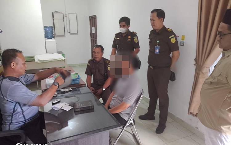 Jaksa Eksekusi Terpidana Kasus Korupsi Proyek Kontainer Yos Sudarso ke Rutan Palangka Raya