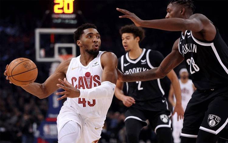 Mitchell Cetak 45 Poin di Paris Saat Cavaliers Bekuk Nets 111-102