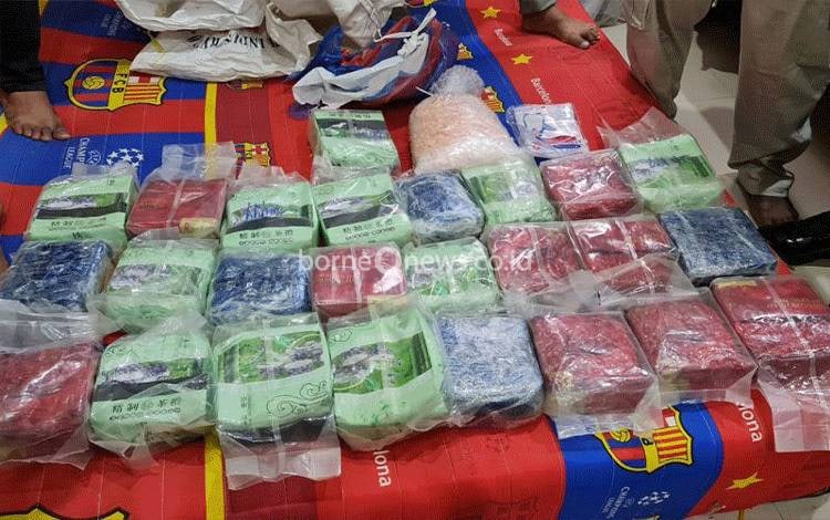 Polisi Tangkap Dua Tersangka Kasus 28,5 kg Sabu-Sabu