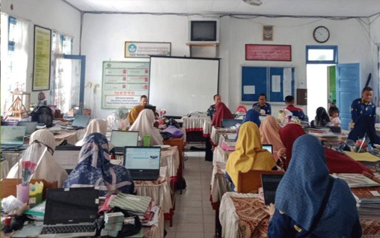 Awali 2024, MAN Kapuas Rapat Satukan Visi dan Misi untuk Lebih Produktif