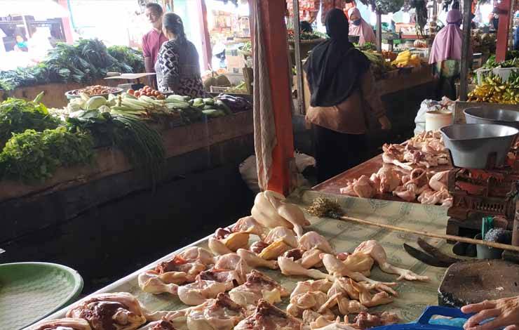 Harga Ikan di Pasar Kuala Pembuang Alami Kenaikan