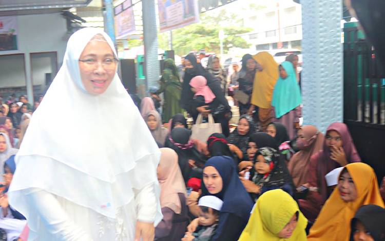 Pj Bupati Pulang Pisau Hadiri Peringatan Isra Mi'raj dan Haul Guru Sekumpul