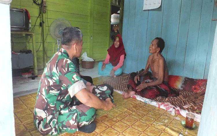 Pastikan Tepat Sasaran, Kasdim Pangkalan Bun Cek Penerima Program RTLH