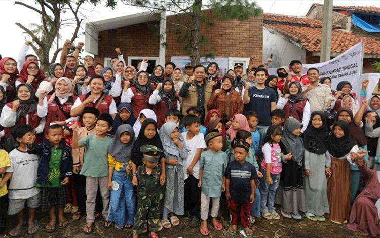 Mensos Risma Desain Rumah Antigempa untuk Para Pilar Sosial di Cianjur