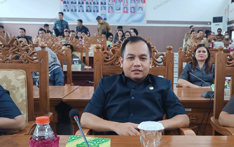 Anggota DPRD Gumas Berharap Desa Batu Nyapau Segera Ada Kades Definitif