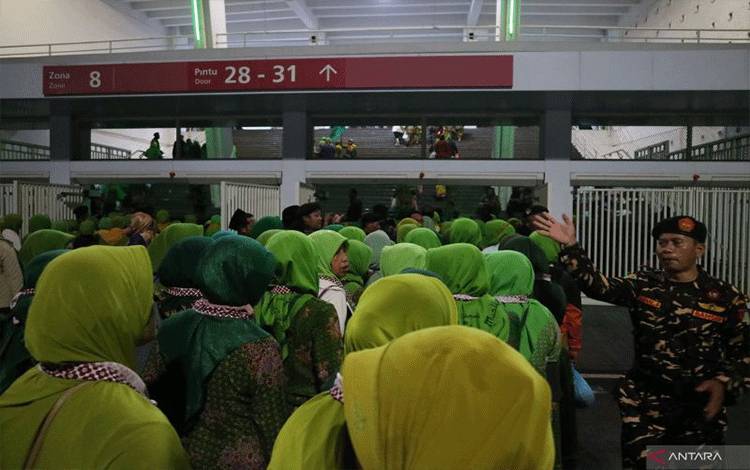 Ratusan Ribu Anggota Muslimat NU Ramaikan Harlah ke-78 di GBK