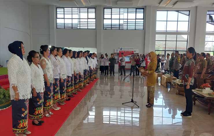 Bunda Literasi Kecamatan se Kabupaten Kapuas Resmi Dikukuhkan