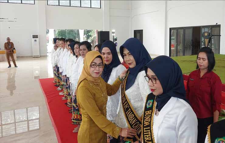 Resmi Dikukuhkan, Bunda Literasi Kecamatan se Kapuas Diharapkan Segera Bergerak Bentuk Jejaring Komunikasi
