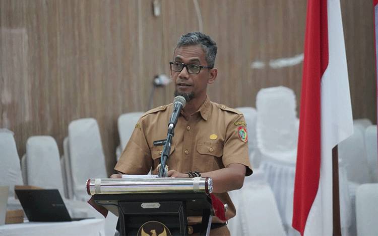 Kepala Bidang Sosial Budaya Bappedalitbang Kalteng, Chandra Fuji Asmarb. (FOTO:DUAN/DONIE)