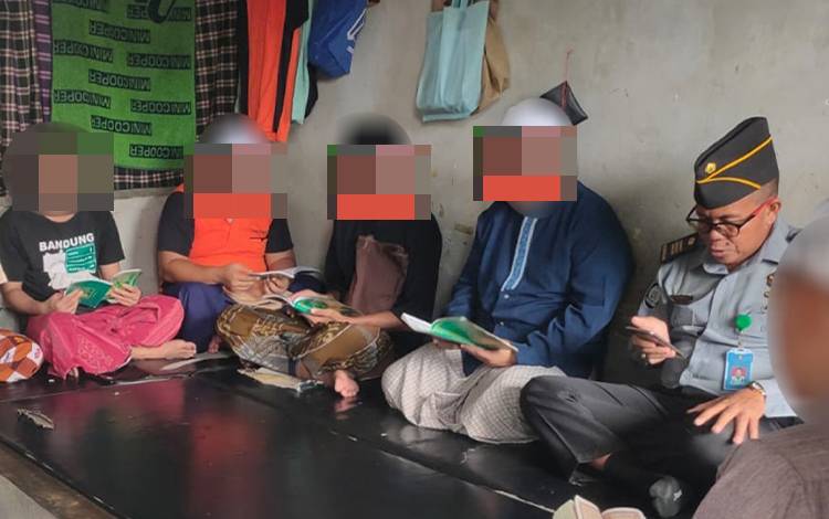 Rutan Kuala Kapuas Lakukan Rutinitas Pembinaan Kerohanian bagi WBP