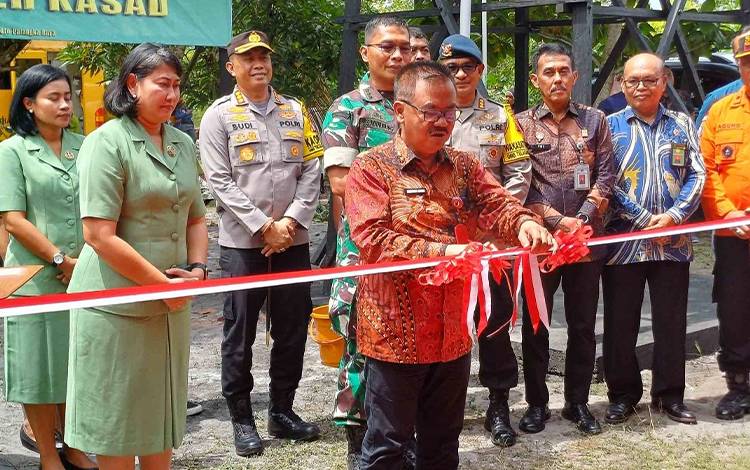 Herson B Aden Apresiasi Program Manunggal Air TNI
