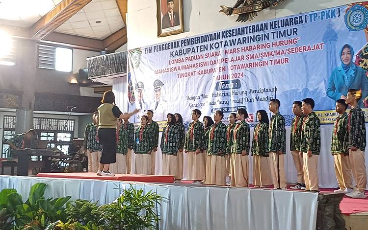Belasan Grup Ikuti Lomba Paduan Suara Mars Habaring Hurung, Berikut Daftar Juaraya