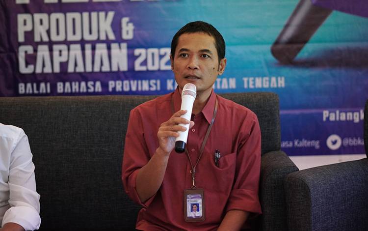 Kasubbag Umum Balai Bahasa Provinsi Kalimantan Tengah, R Hery Budhiono.(FOTO: TESTI PRISCILLA)