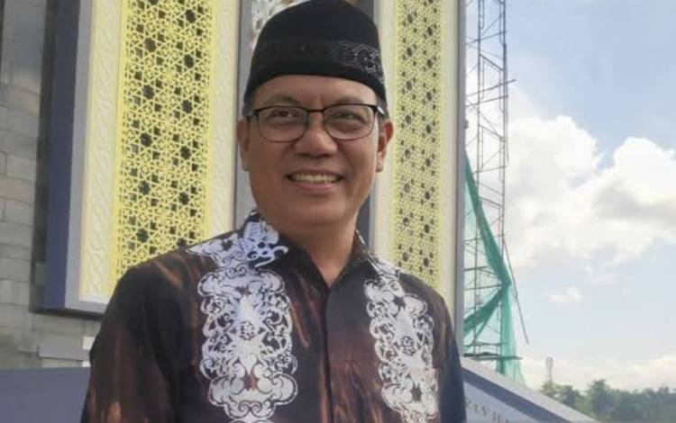 Hasan Busyairi Ajak Masyarakat Palangka Raya Kerja Bakti Bersihkan Lingkungan