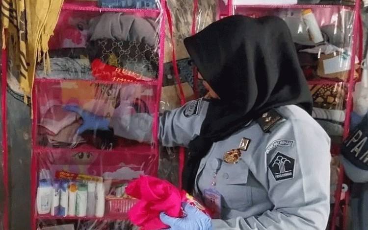 Razia Kamar Hunian di Lapas Perempuan Palangka Raya, Tidak Ada Barang Terlarang Ditemukan