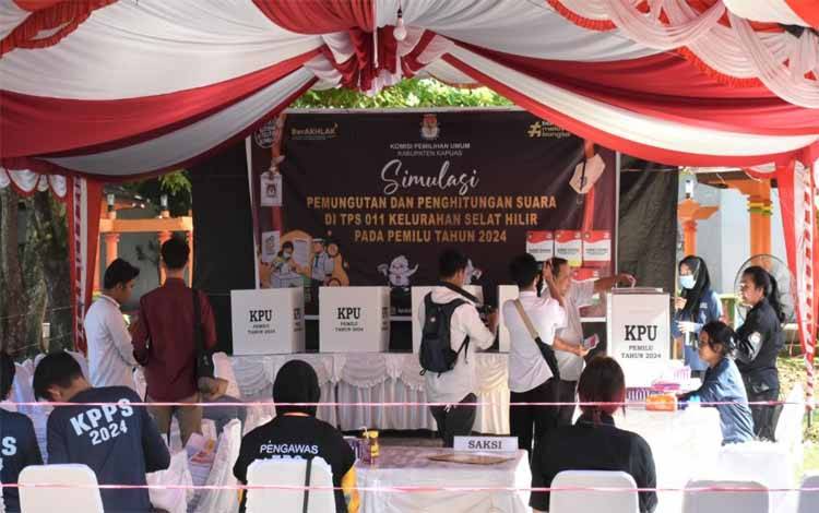 Warga Apresiasi Pelaksanaan Simulasi Pemungutan Suara yang Digelar KPU Kapuas