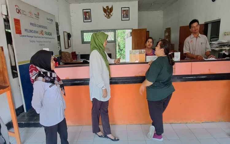 Bappedalitbang Verifikasi dan Validasi KPM Beras CPP di Palangka Raya