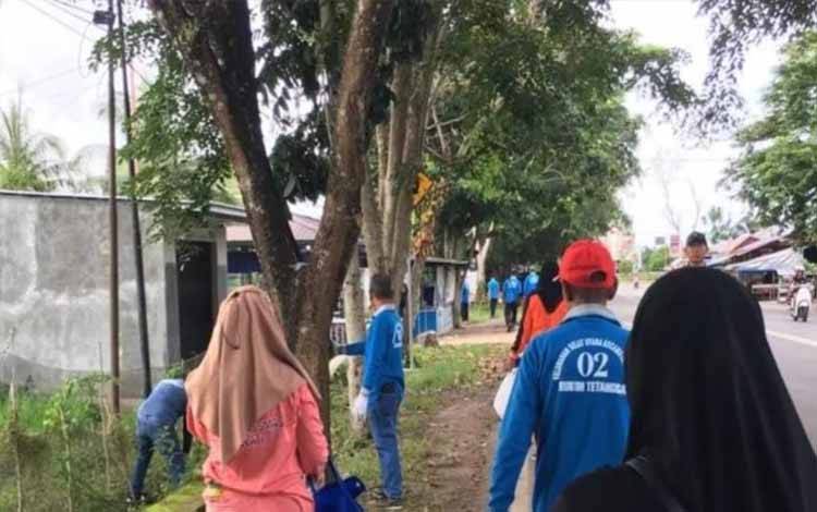 Gotong Royong di Kelurahan Selat Utara untuk Jaga Kebersihan Lingkungan dan Waspadai DBD