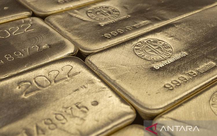 Pelemahan Dolar AS Membuat Harga Emas Naik