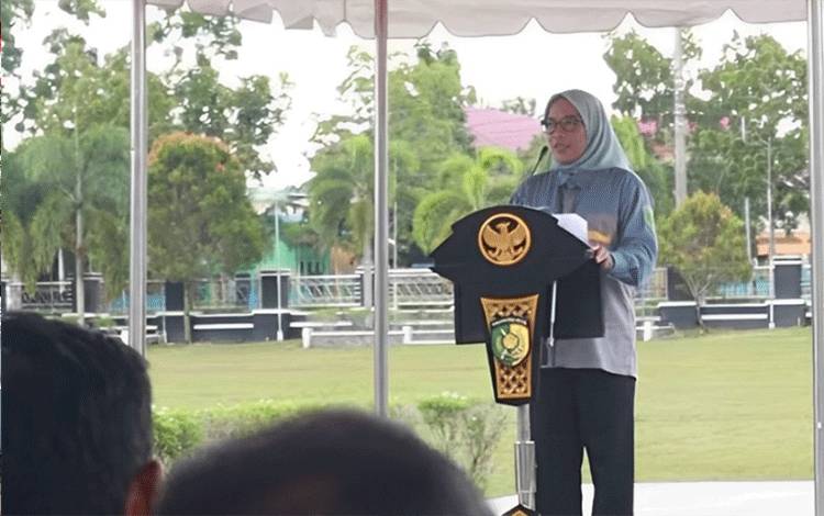 Pj Wali Kota Palangka Raya, Hera Nugrahayu saat launching BRT sebagai solusi transportasi massal masa depan. (FOTO: HENDRI)?