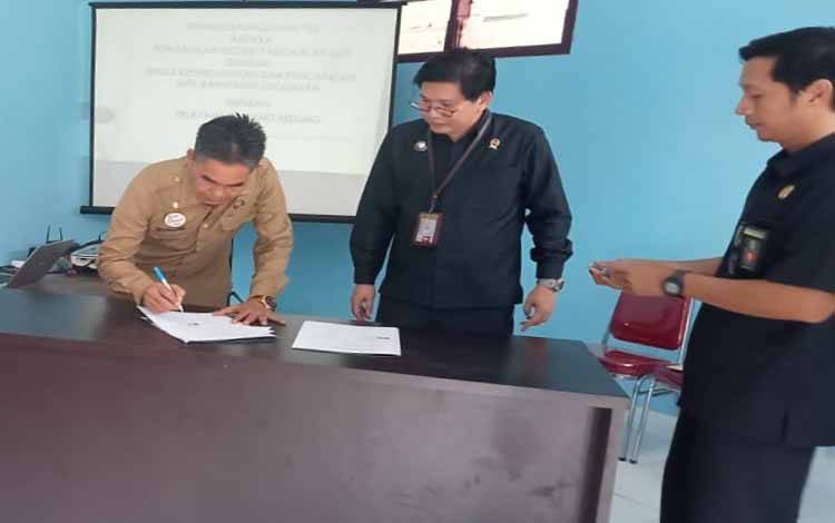 Disdukcapil Sukamara dan PN Pangkalan Bun Tandatangi PKS Pelaksanaan Program Sidang Keliling