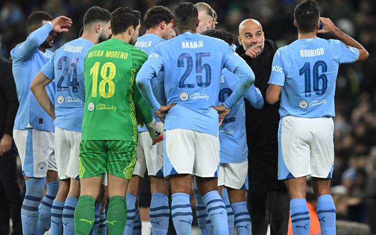 Pep Guardiola: Semua Pemain Harus Siap Lawan Everton