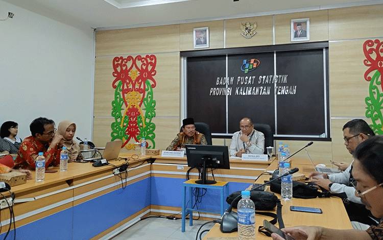 Batu Bara, Minyak Kelapa Sawit dan Bijih Zirconium Jadi Ekspor Utama Kalteng Menurut Golongan Barang