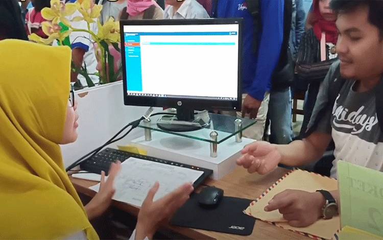 Suhaemi: Disdukcapil Kalteng Lakukan Evaluasi Layanan Adminduk