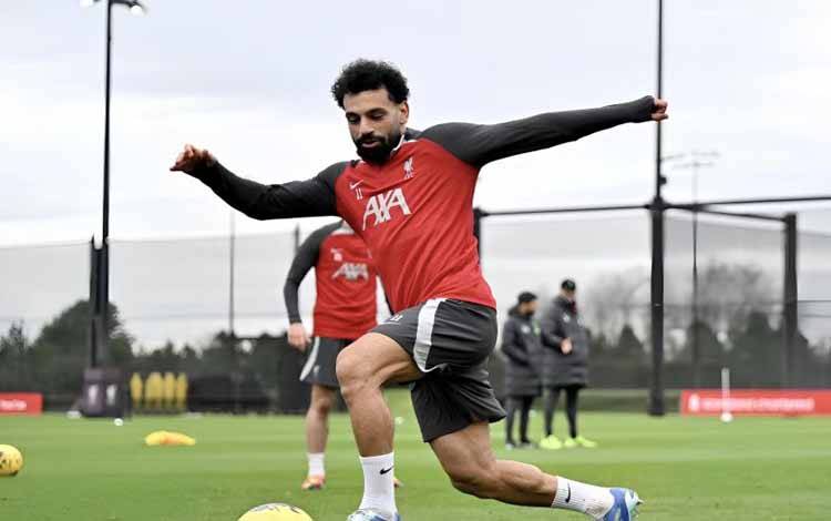 Mohamed Salah Kembali Berlatih Bersama Liverpool