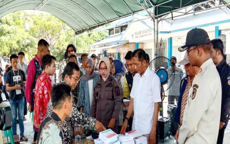 Pj Bupati Barito Utara Monitoring 7 TPS di Muara Teweh
