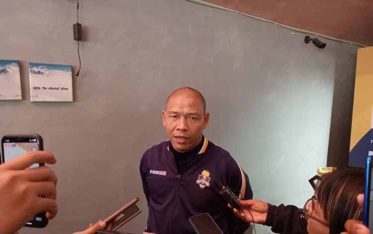 Nova Arianto Harap Pemimpin Terpilih Terus Bangun Sepak Bola Indonesia