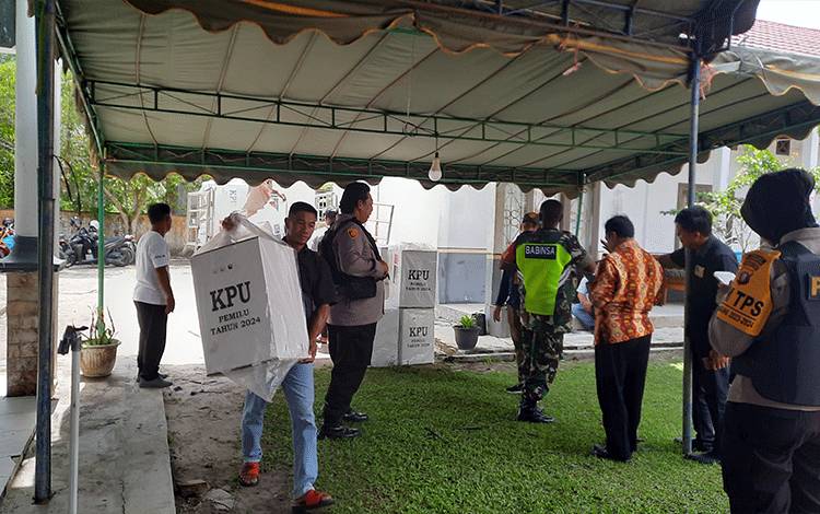 Kotak Suara Mulai Bergeser dari TPS ke PPK Arut Selatan