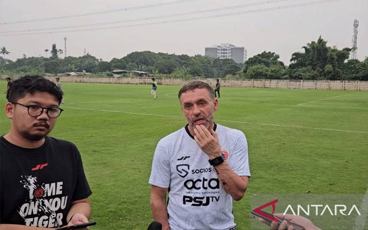 Pelatih Persija Keberatan Lepas Pemain untuk Piala Asia U-23