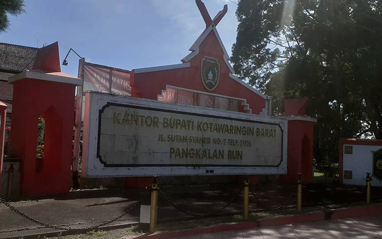 Kantor Bupati Kabupaten Kotawaringin Barat, (FOTO: NURITA)