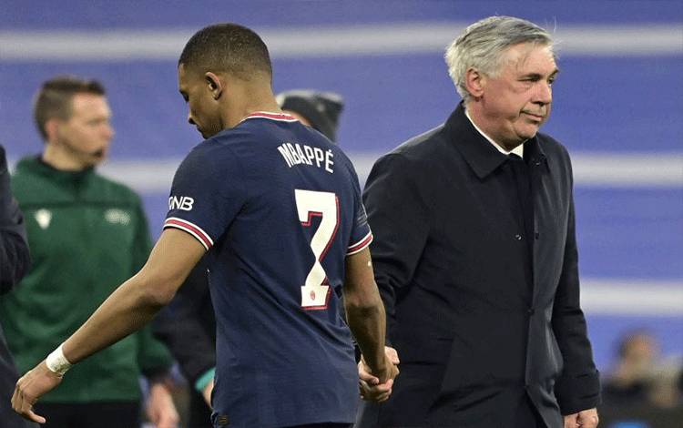 Ancelotti Enggan Bahas Transfer Mbappe