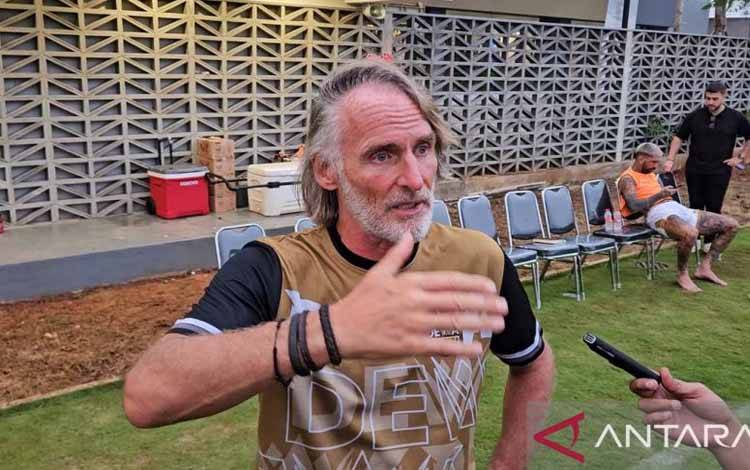 Jan Olde Berharap PSSI dan Klub Dapat Solusi Isu Pemanggilan Pemain