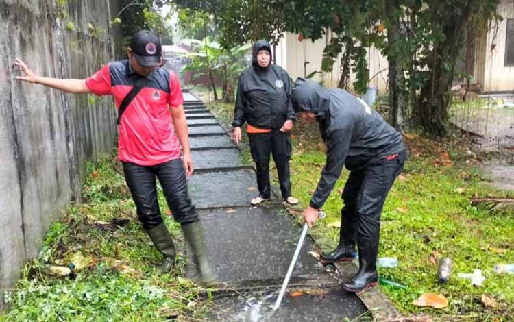 BPBD Pemantauan dan Pembersihan Drainase di Palangka Raya