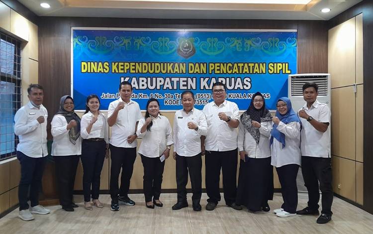 Disdukcapil Kapuas Terima Kunjungan Kerja Disdukcapil Pulang Pisau