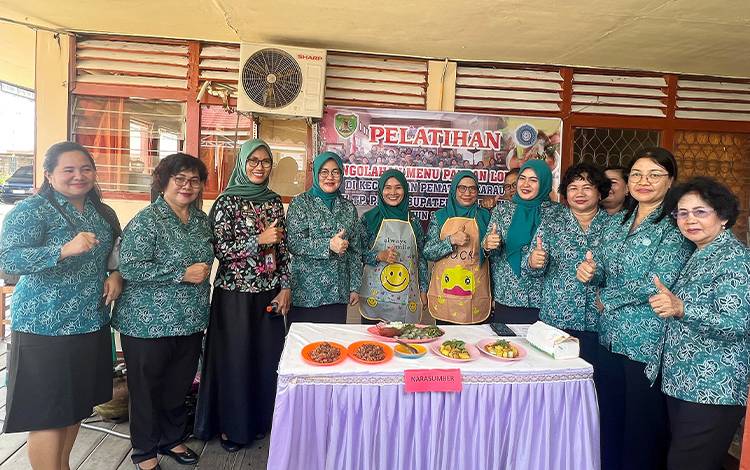 PKK Barito Timur Adakan Pelatihan Memasak Sasangan Ikan