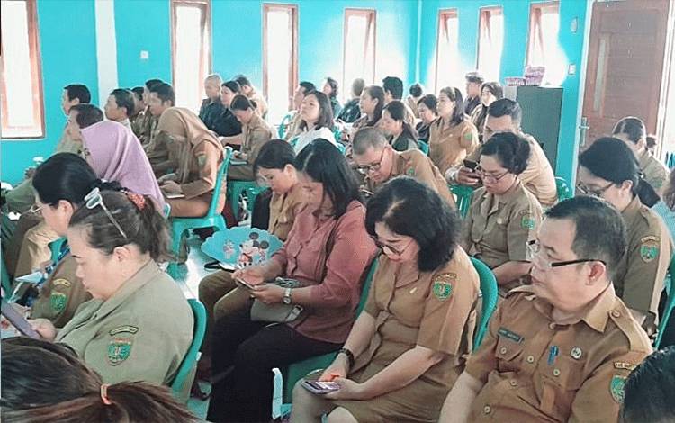 Camat Awang Sampaikan 119 Usulan pada Musrenbangcam