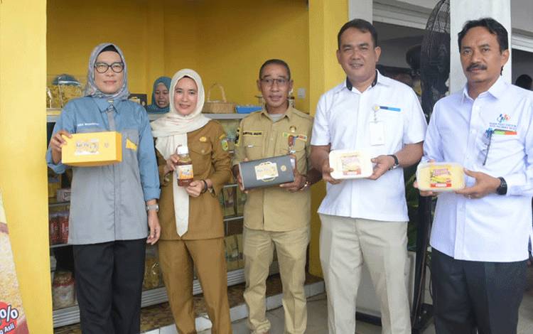 Lurah Kalampangan Perkenalkan Inovasi Tepung Jagung untuk Pemberdayaan Ekonomi Lokal